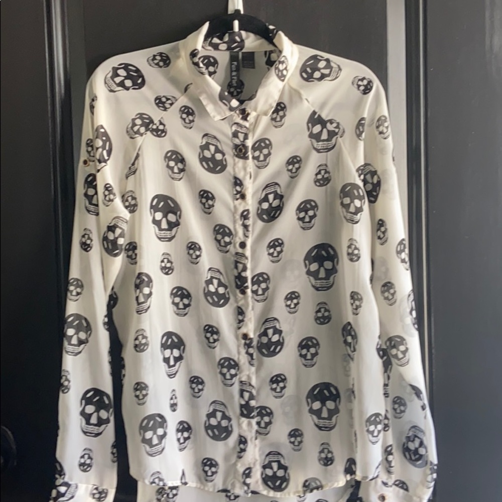 Sheer skull blouse